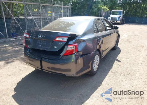 2014 Toyota Camry Le z USA, uszkodzony, nr VIN 4T4BF1FK3ER389529